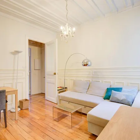 Le Petit Panthéon Cosy 2 Pièces Au Coeur De Apartamento París